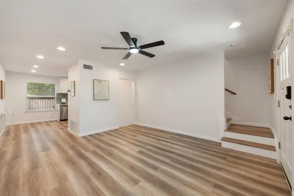 1500 Eastside DR #101, Austin, TX 78704