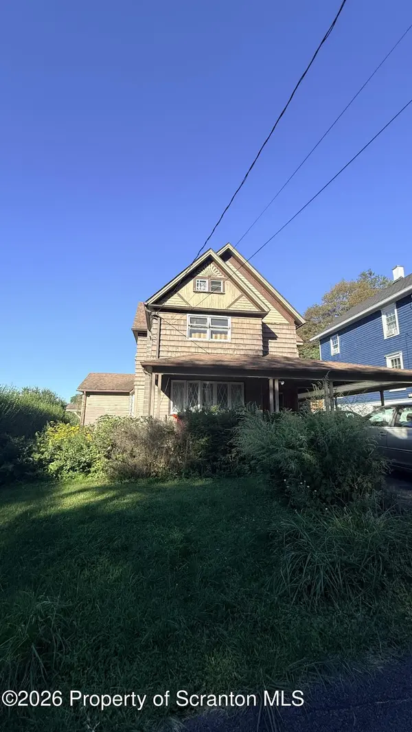 155 Lincoln AVE, Carbondale, PA 18407