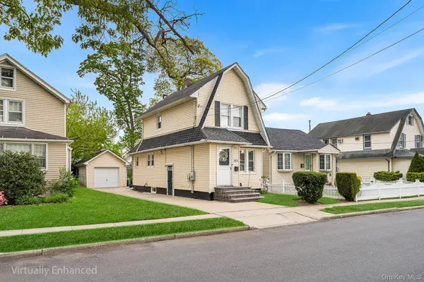 123 East AVE, Valley Stream, NY 11580