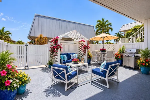 6777 WINKLER RD #130, Fort Myers, FL 33919