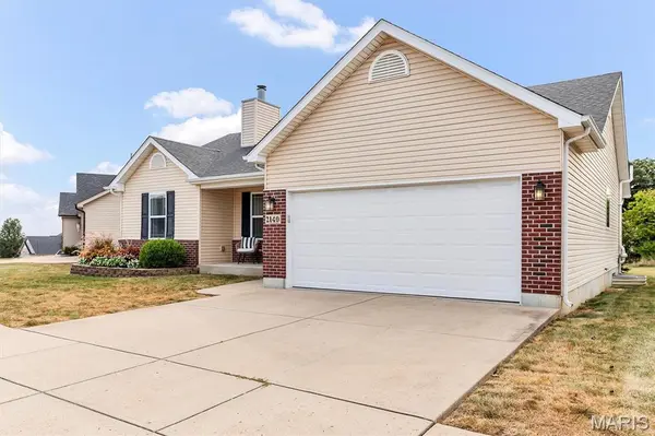 2140 Warwick Castle DR, Imperial, MO 63052