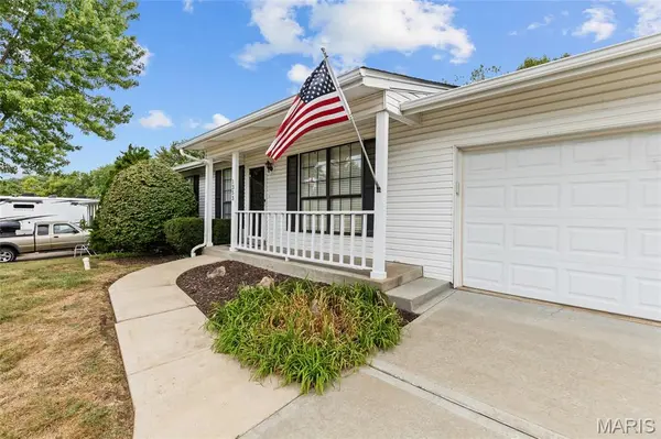 1353 Great Warrior DR, O'fallon, MO 63366