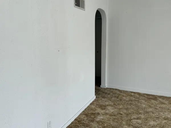 2712 Logan ST, Mt Vernon, IL 62864