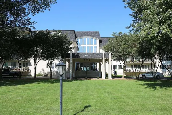 8750 Harrison AVE #411, Munster, IN 46321