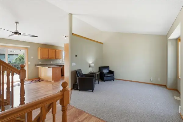 6007 Nathan BLVD, Rockford, MN 55373