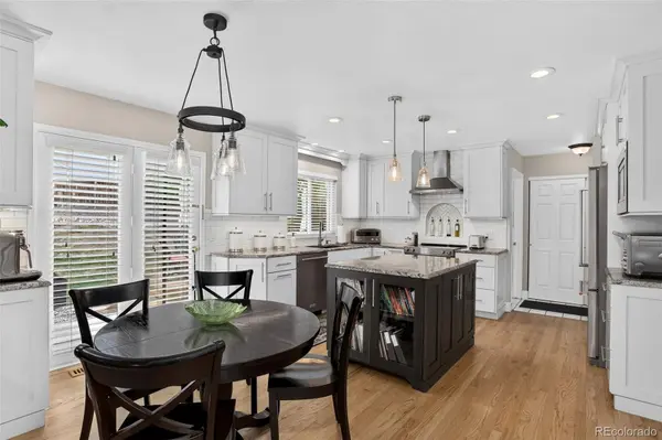 1614 Brookside DR, Highlands Ranch, CO 80126