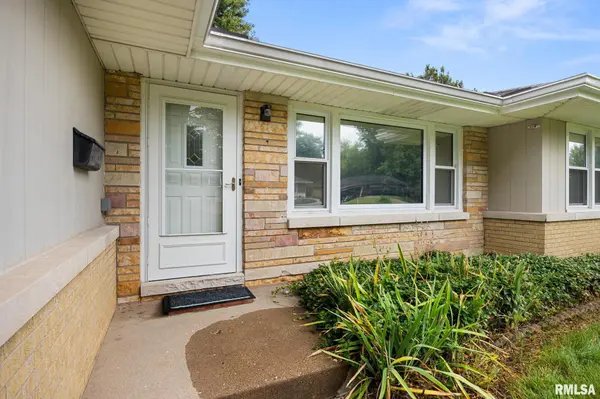 4018 N KEENLAND AVE, Peoria, IL 61614