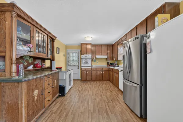 304 Highland Dr, Tullahoma, TN 37388