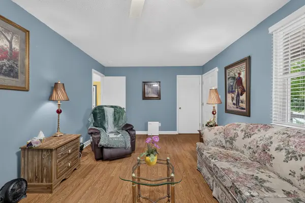 304 Highland Dr, Tullahoma, TN 37388
