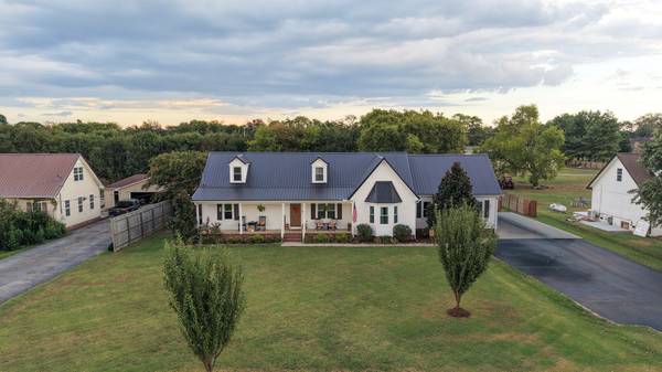 110 Rabbit Run, Bell Buckle, TN 37020