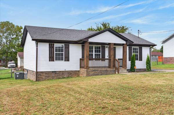 1006 Bush Ave, Oak Grove, KY 42262
