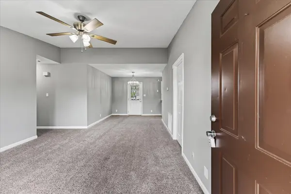 1006 Bush Ave, Oak Grove, KY 42262