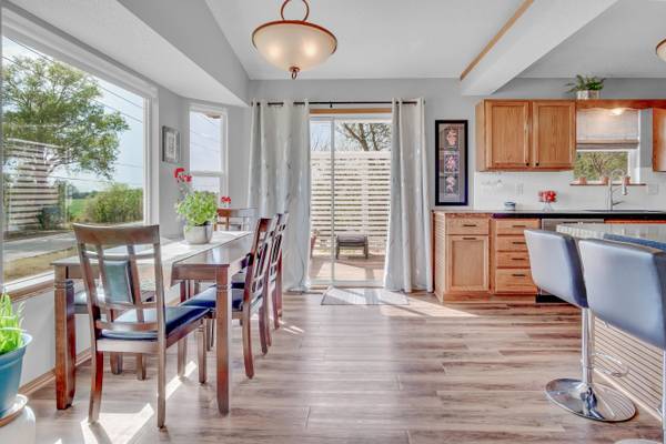 2321 Paddington Ave, Newton, KS 67114