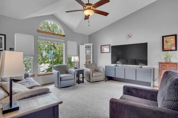 2321 Paddington Ave, Newton, KS 67114