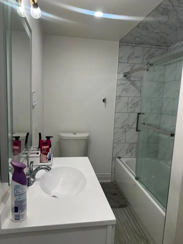 354 OJIBWAY TRL #Basement, Mississauga, ON L4Z 3A2