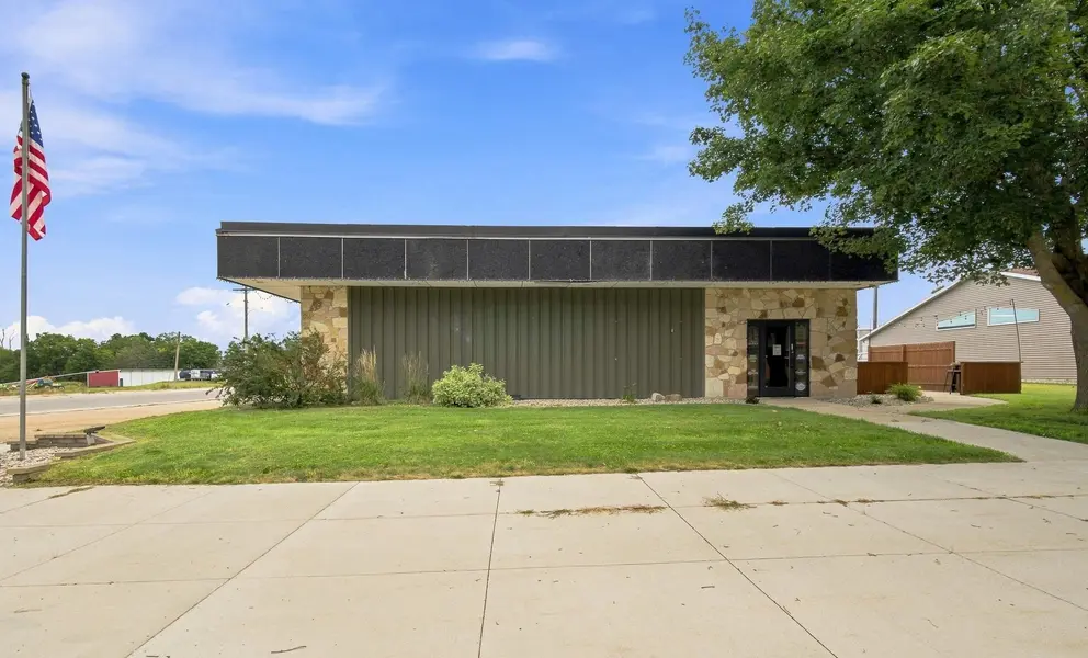 65 Main ST, Easton, MN 56025