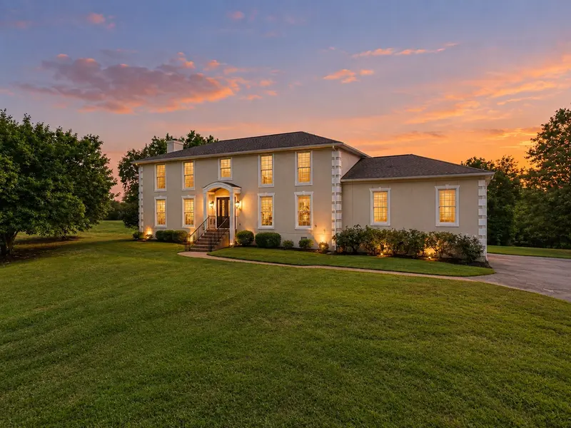 2610 Springdale Dr, Lebanon, TN 37087