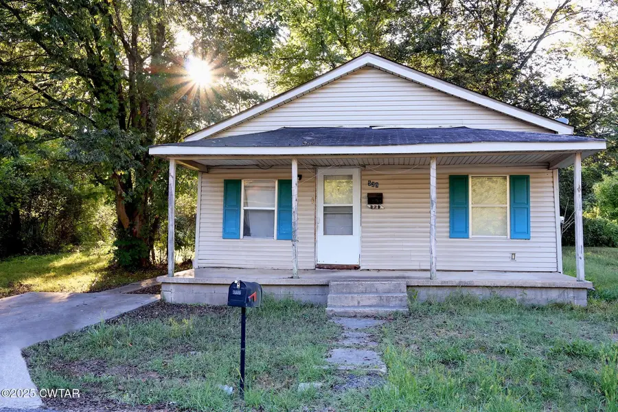529 Thomas Ave, Dyersburg, TN 38024