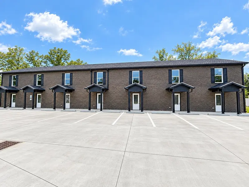 710 SW Atlantic St #1-14, Tullahoma, TN 37388