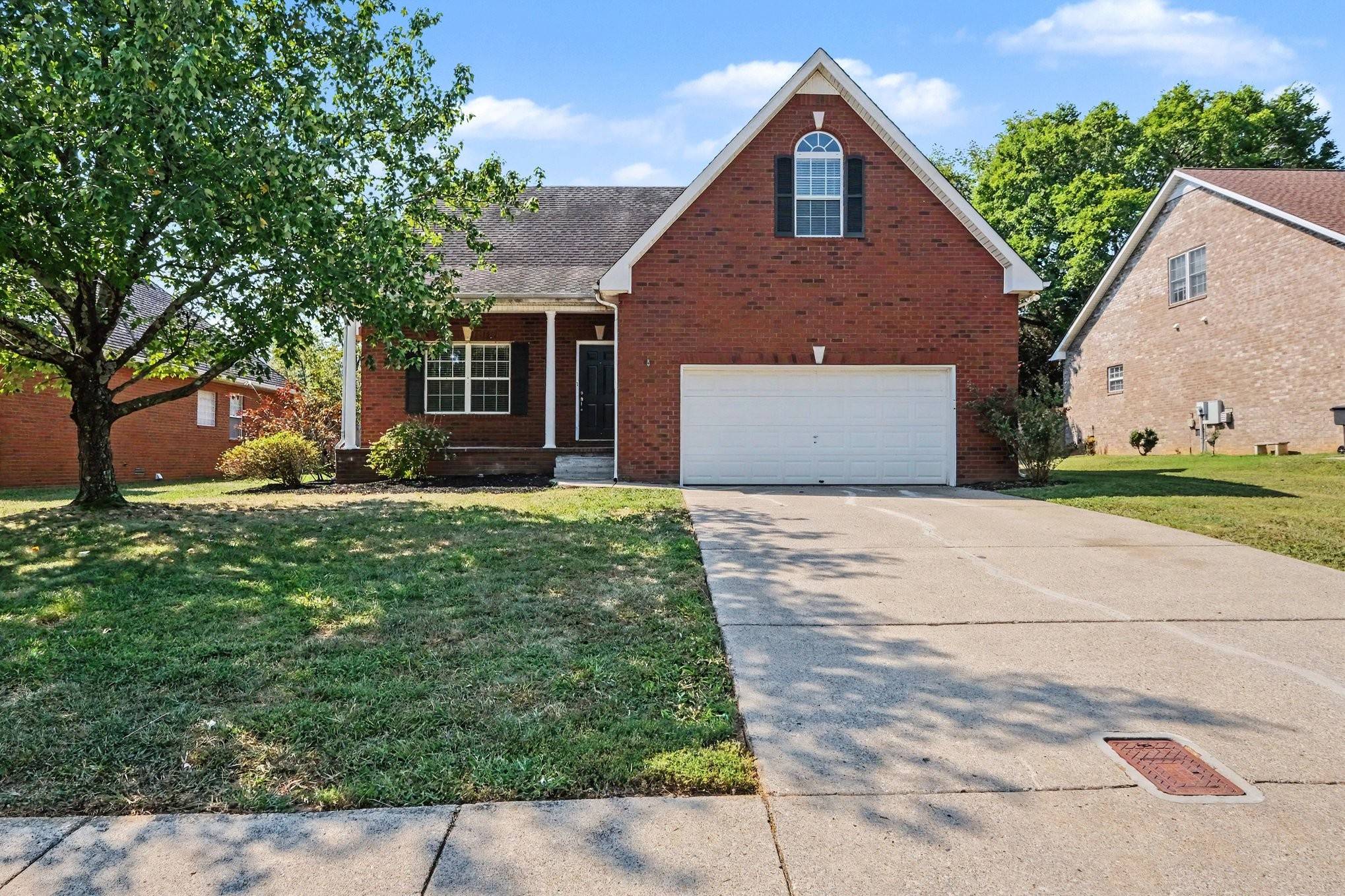 2837 Vicwood Dr, Murfreesboro, TN 37128