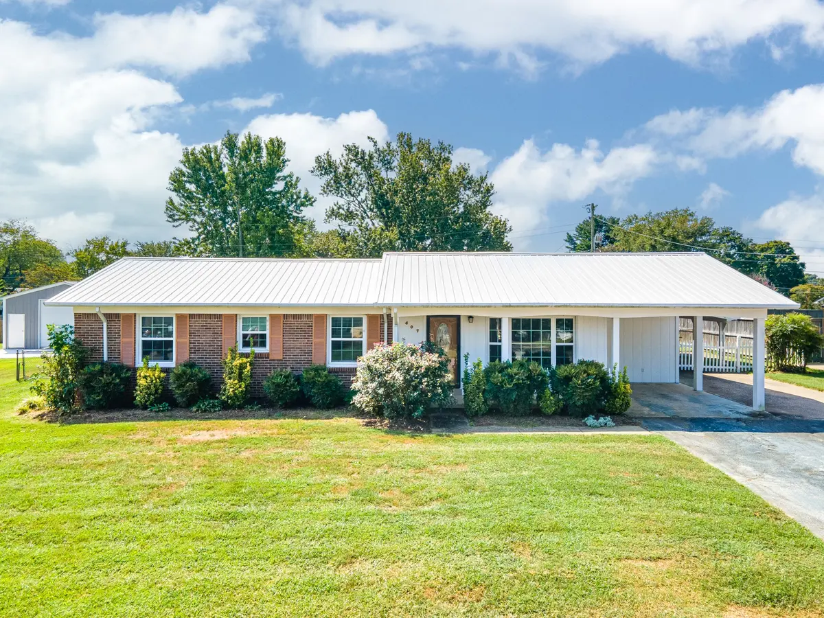 407 Kirk St, Lawrenceburg, TN 38464