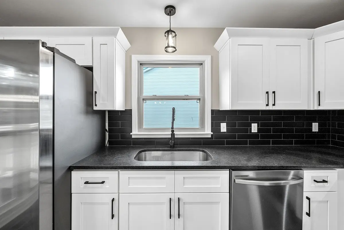 2161 Amadeus Dr, Clarksville, TN 37040