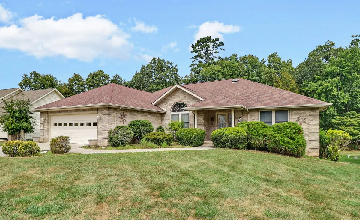 26 Brooks Ln, Crossville, TN 38558