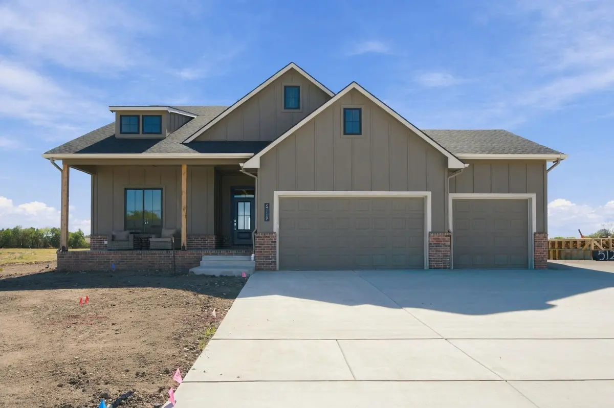 5119 N Highland, Bel Aire, KS 67220