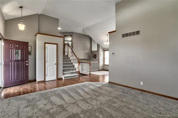 1804 WINCHESTER DR, Pleasant Hill, MO 64080