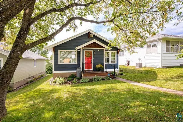 5606 Highland St, Duluth, MN 55807