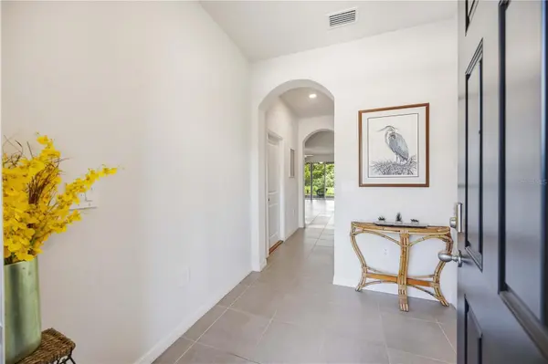 8652 MILESTONE DR, Sarasota, FL 34238