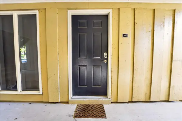 507 NW 39TH RD #107, Gainesville, FL 32607
