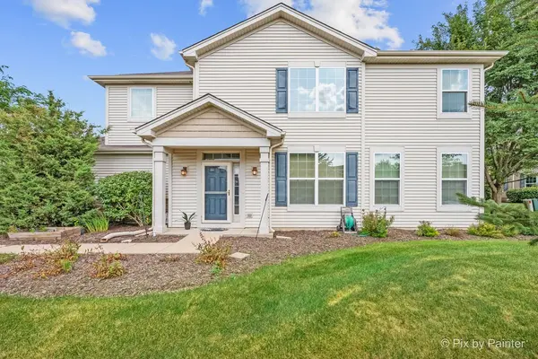 481 S Jade LN, Round Lake, IL 60073