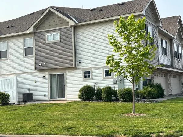 7219 Elmo CT, Hugo, MN 55038