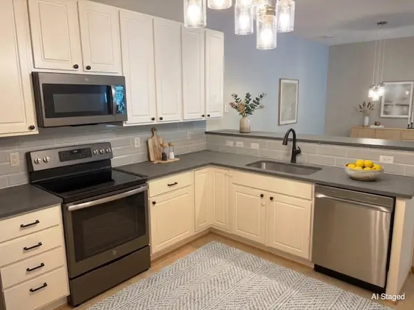 1836 Mockingbird AVE, Shakopee, MN 55379
