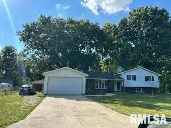 6223 Horseview DR, Springfield, IL 62712