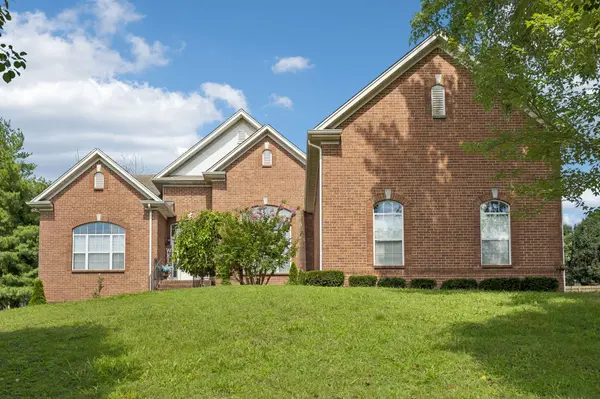 830 Loretta Dr, Goodlettsville, TN 37072