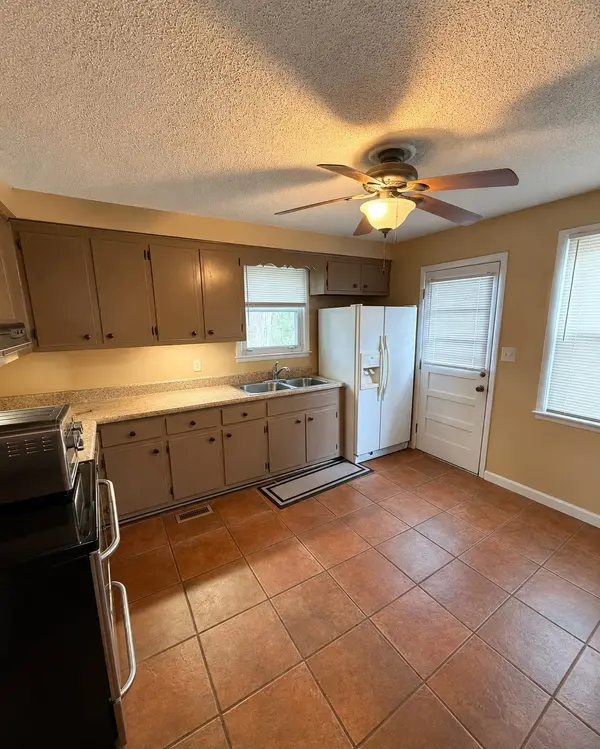 206 Paddock Rd, Clarksville, TN 37043