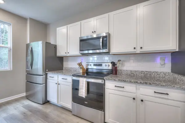 209 Addison Ave, Chapel Hill, TN 37034