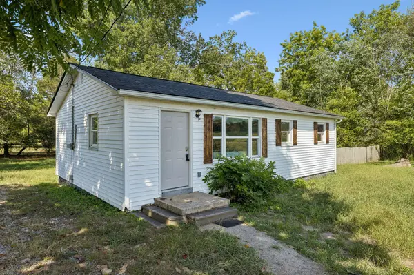 621 Dixon Branch Rd, Loretto, TN 38469