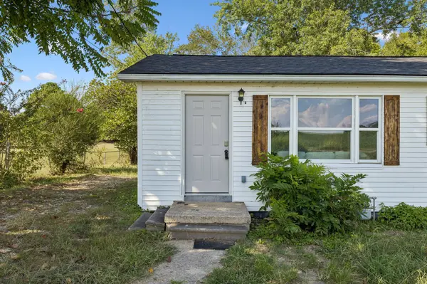 621 Dixon Branch Rd, Loretto, TN 38469
