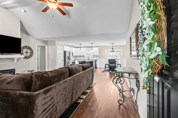 2622 Del Ray Dr, Clarksville, TN 37040