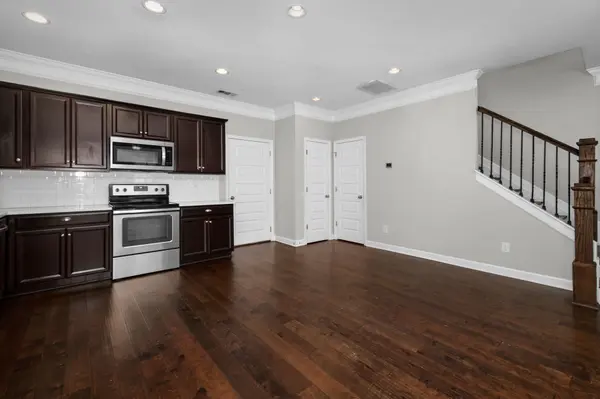7378 Old Harding Pike, Nashville, TN 37221