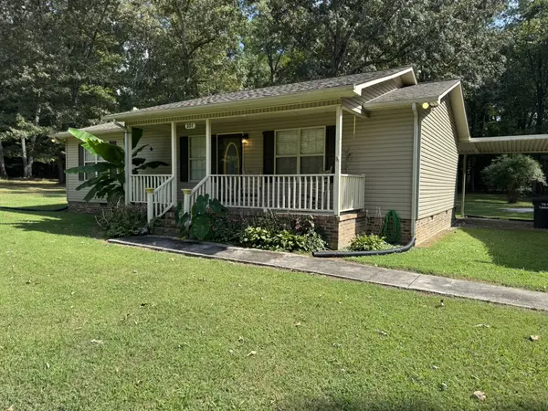 205 Swift Ln, Tullahoma, TN 37388