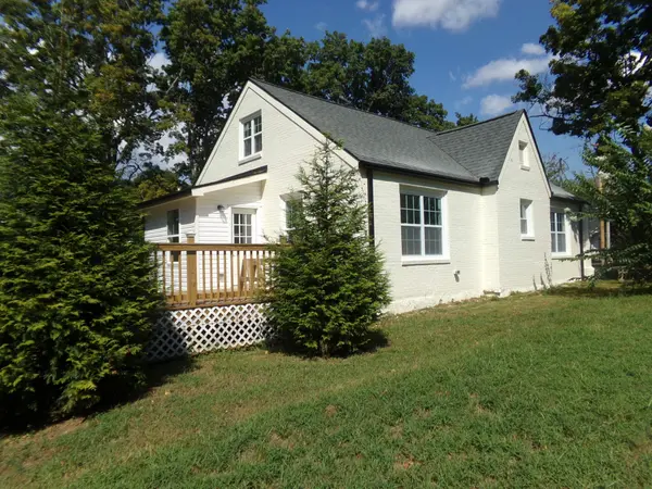 864 Yell Rd, Lewisburg, TN 37091