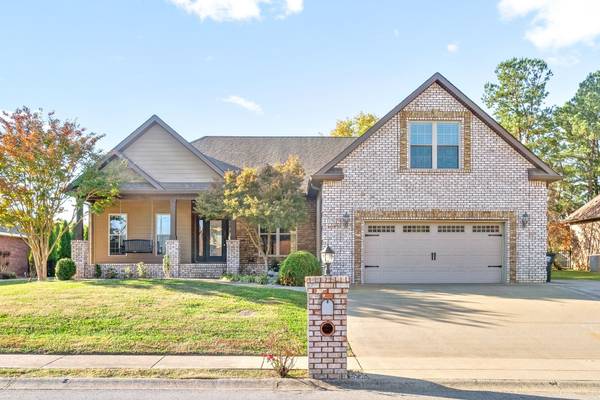 3176 Porter Hills Dr, Clarksville, TN 37043