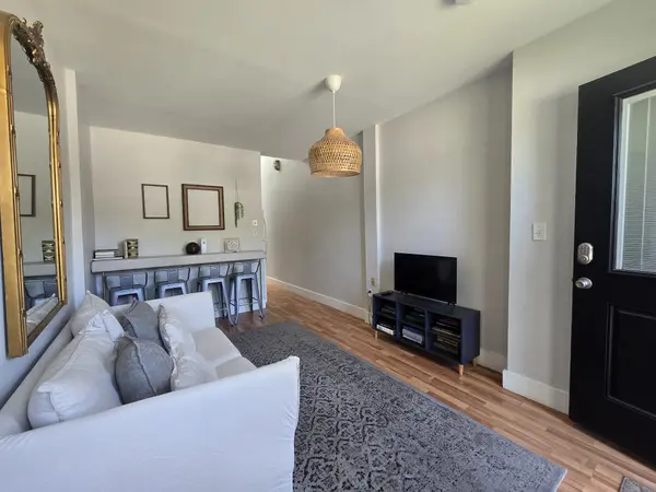 415 Humphreys St #9, Nashville, TN 37203