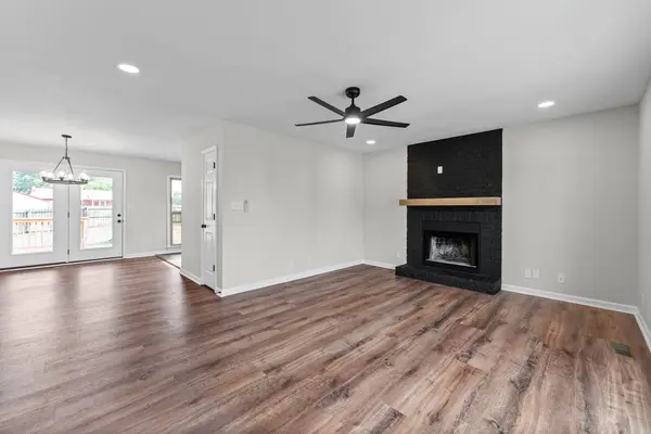 2161 Amadeus Dr, Clarksville, TN 37040