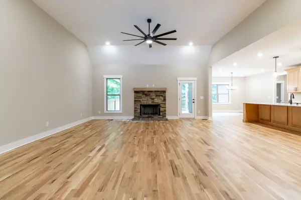 1191 Hangar Road, Springfield, TN 37172