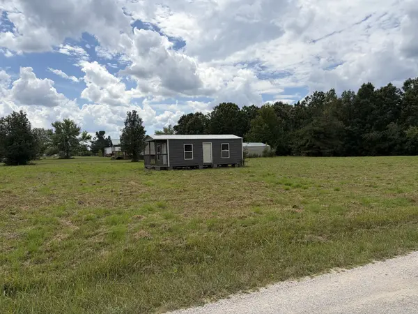 188 Pioneer Rd, Hohenwald, TN 38462